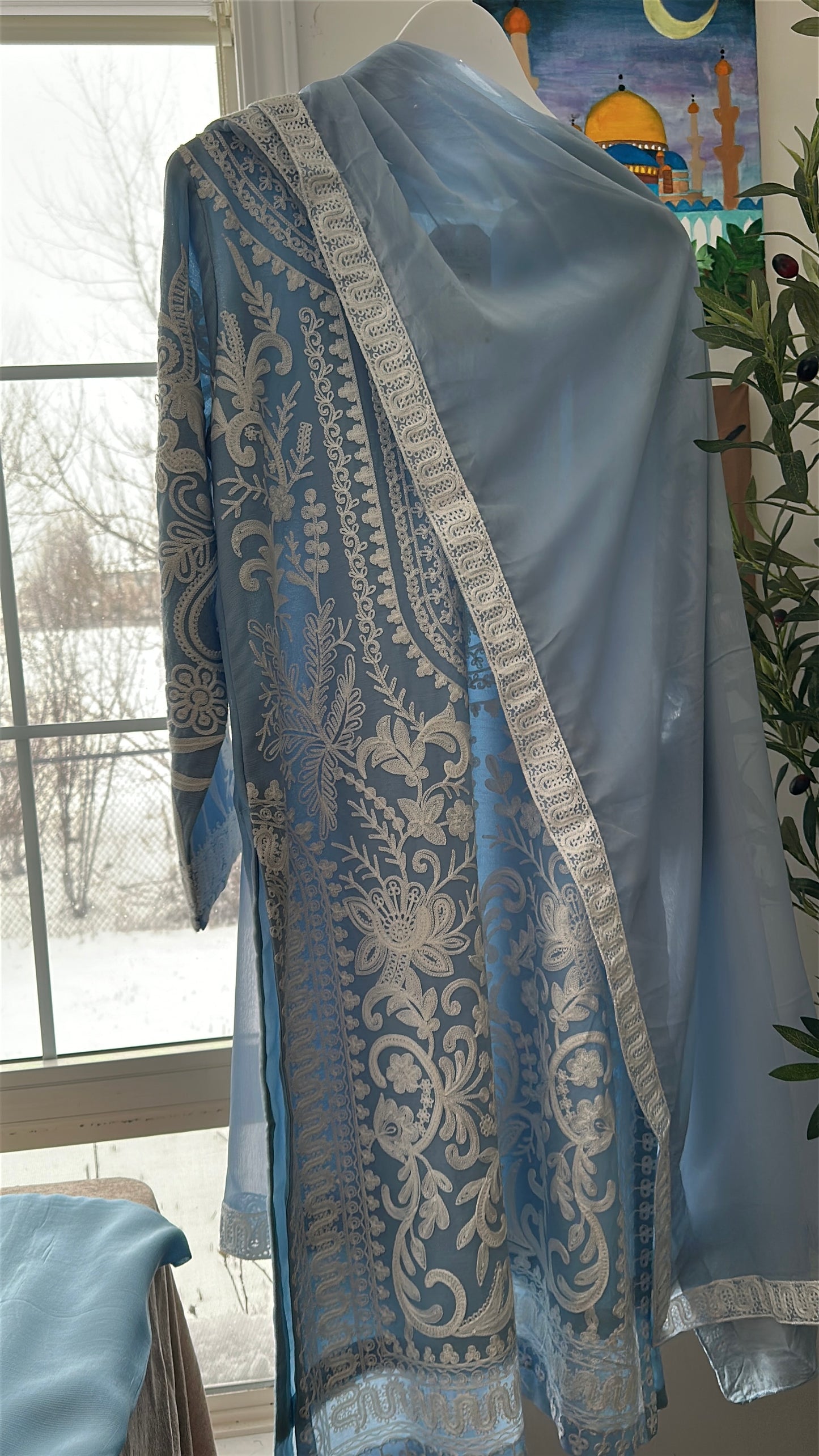 Powder Sky Élan – Soft Elegance in Every Thread