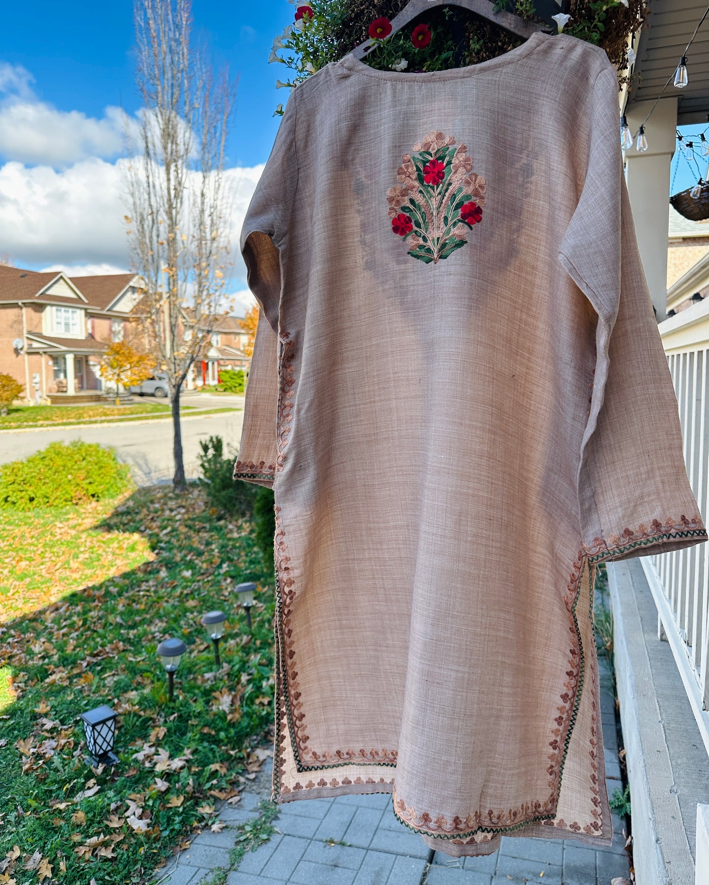 Gulab-e-Rehaish – The Blossom of Serenity