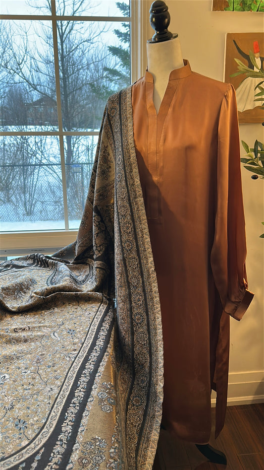 A Love Left by the Window – A Story Woven in Silk & Silence