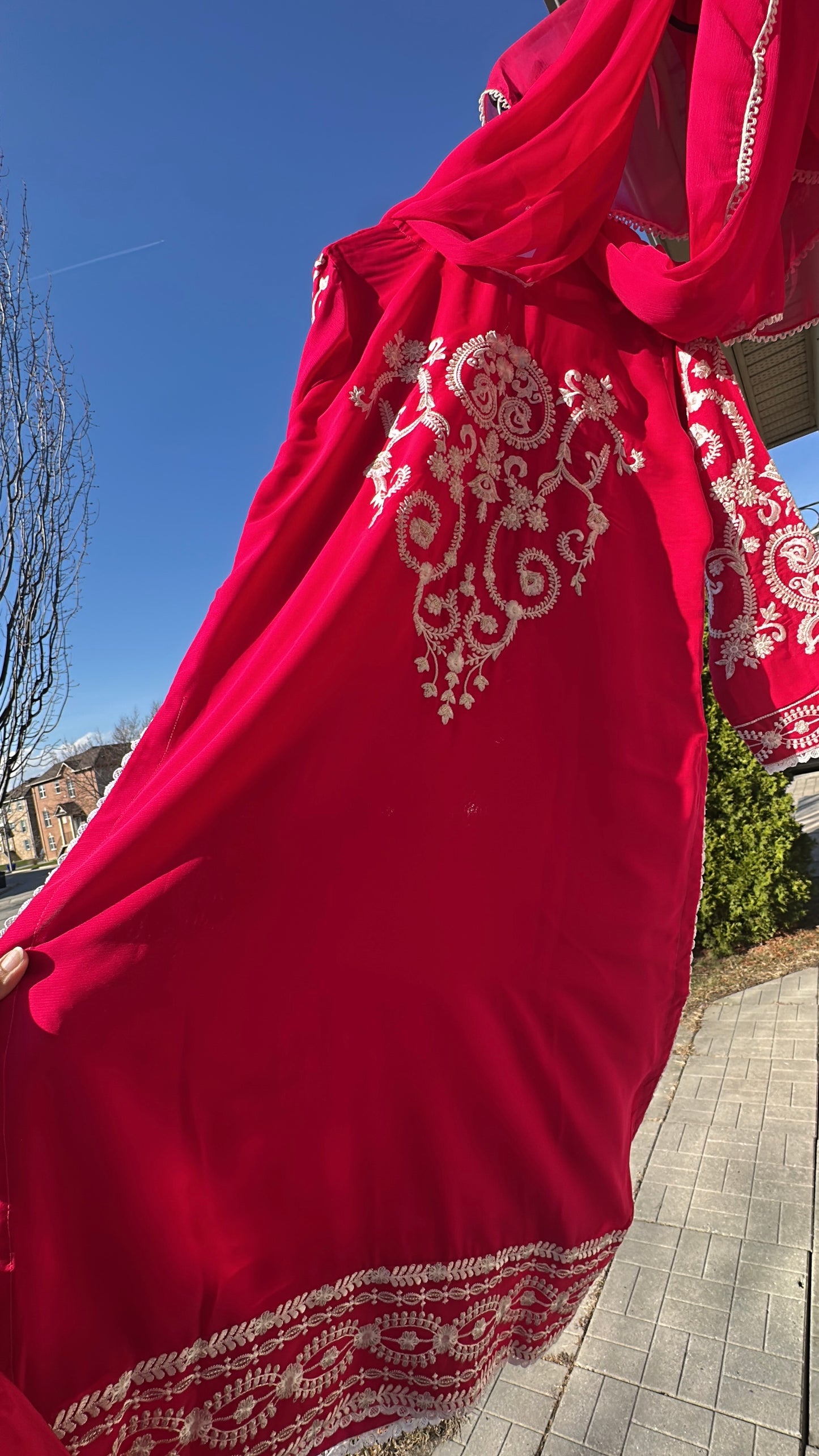 Gulabi Girls Élan