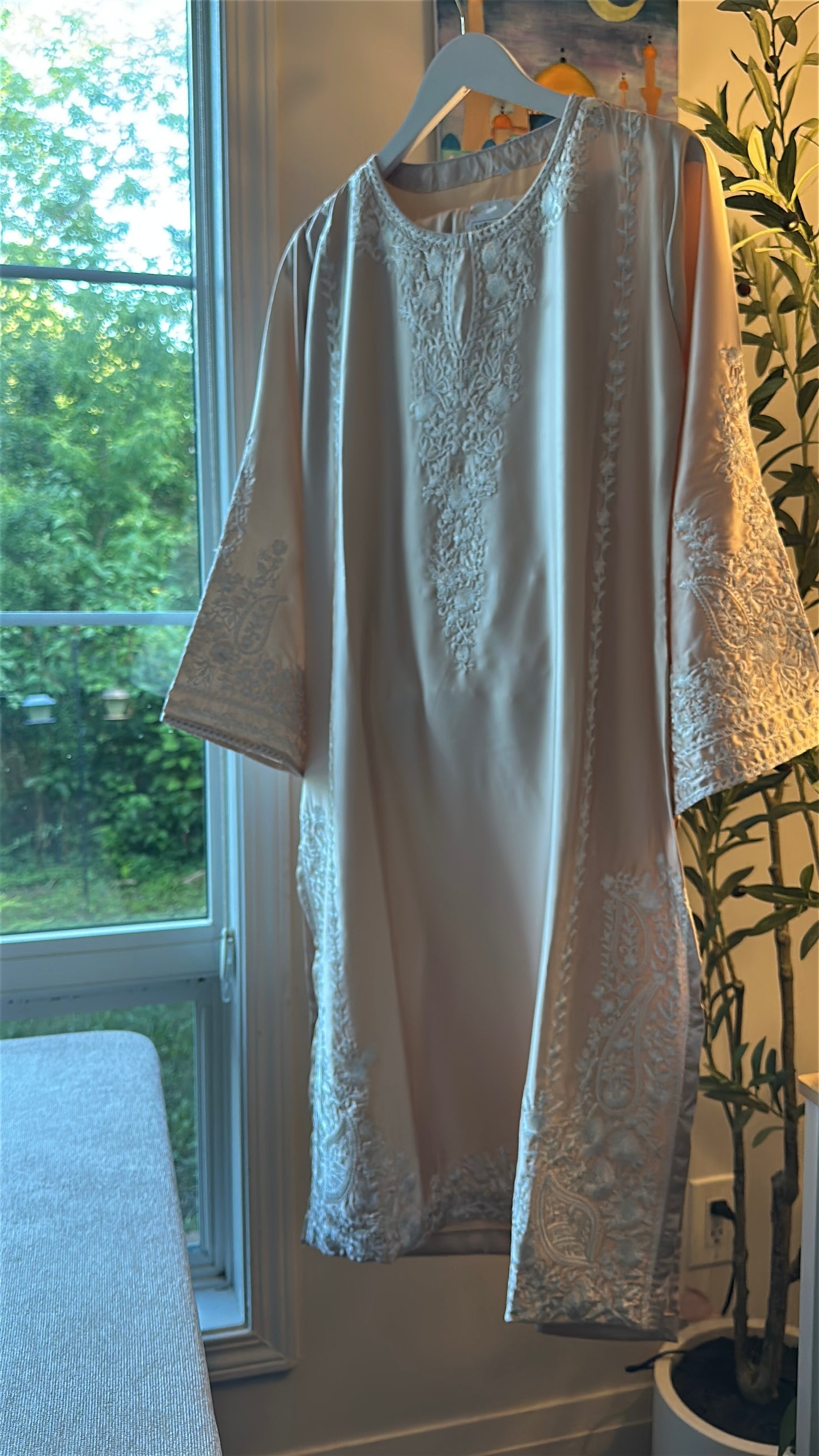 Mink Ivory Élan — Embroidered Silk 2-Piece Set