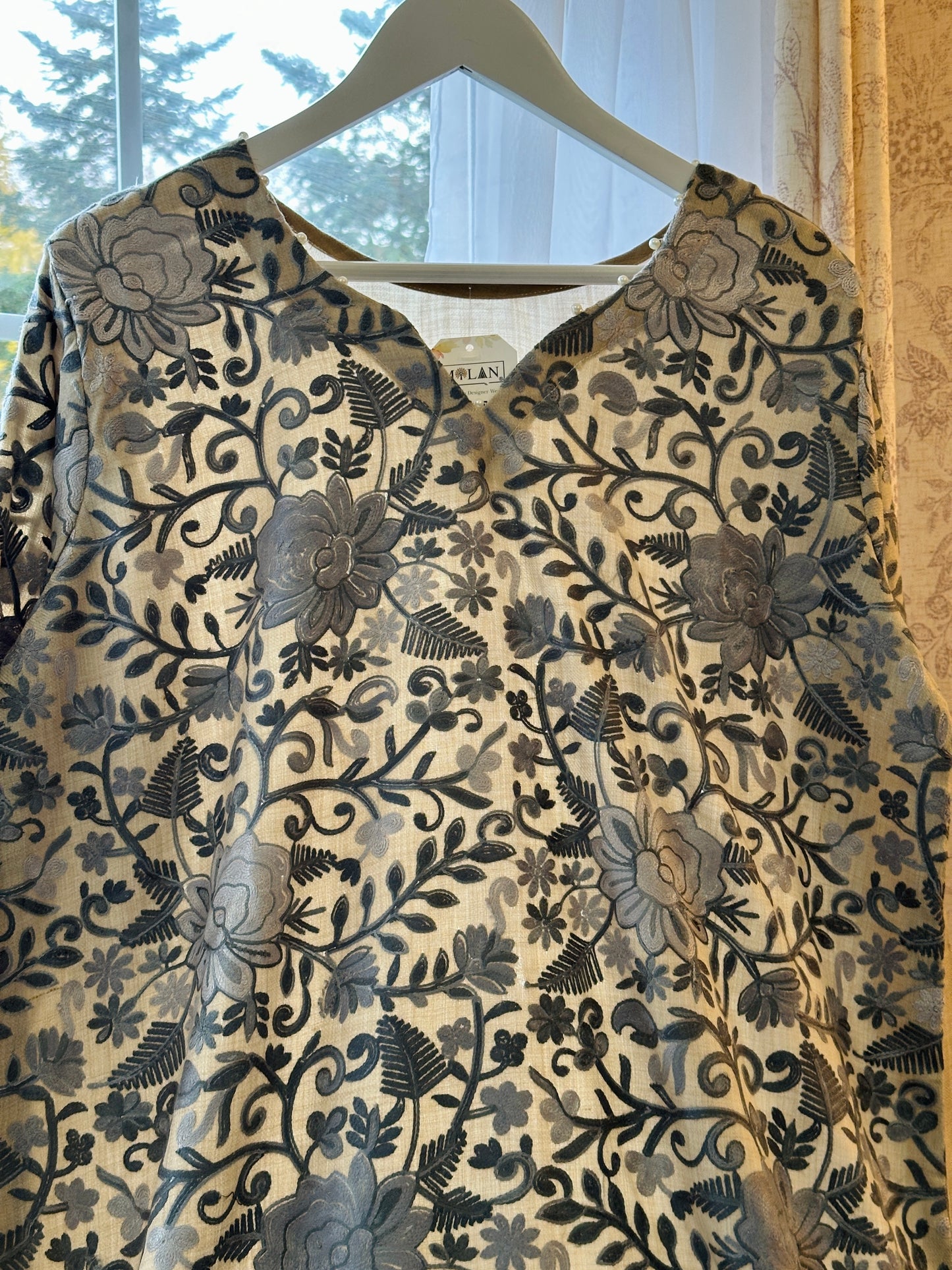 Rumi-e-Raakh – Heritage Kaftan Series