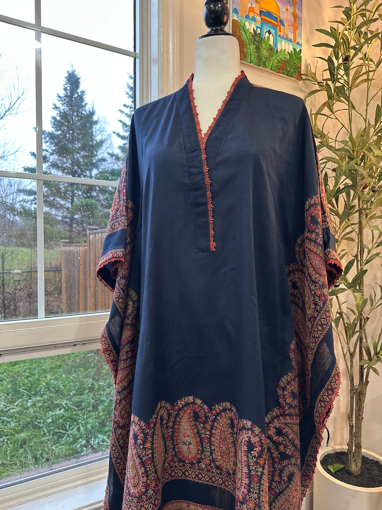 Neel-Raaz Kaftan – Midnight Tales in Thread