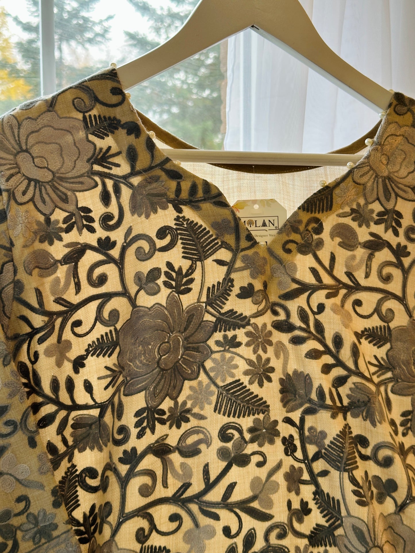 Rumi-e-Raakh – Heritage Kaftan Series