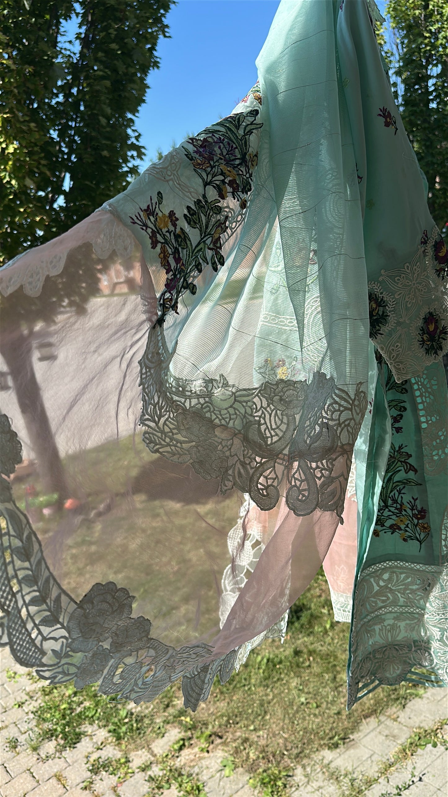 Safa Gul — Chikankari Lawn 3-Piece Set