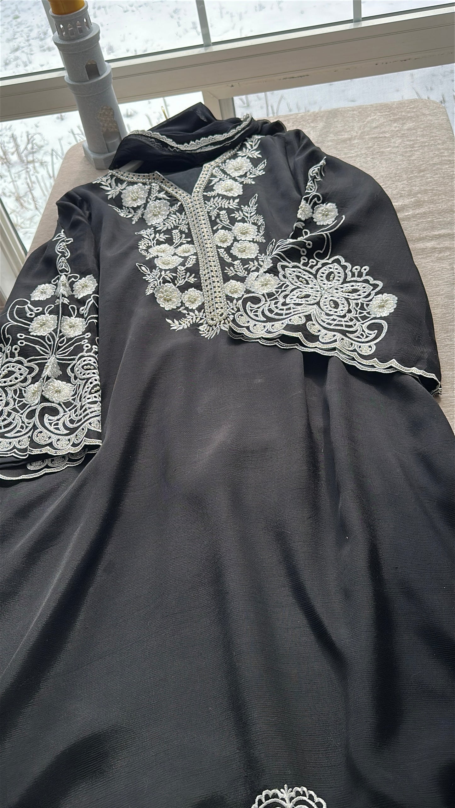 Noir Melody – 3-Piece Kaftan Set