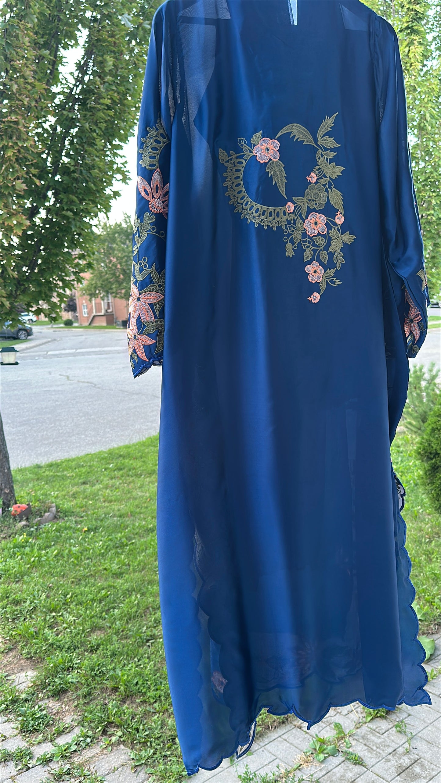 Zarveen Sapphire — Royal Blue Silk Kaftan Set