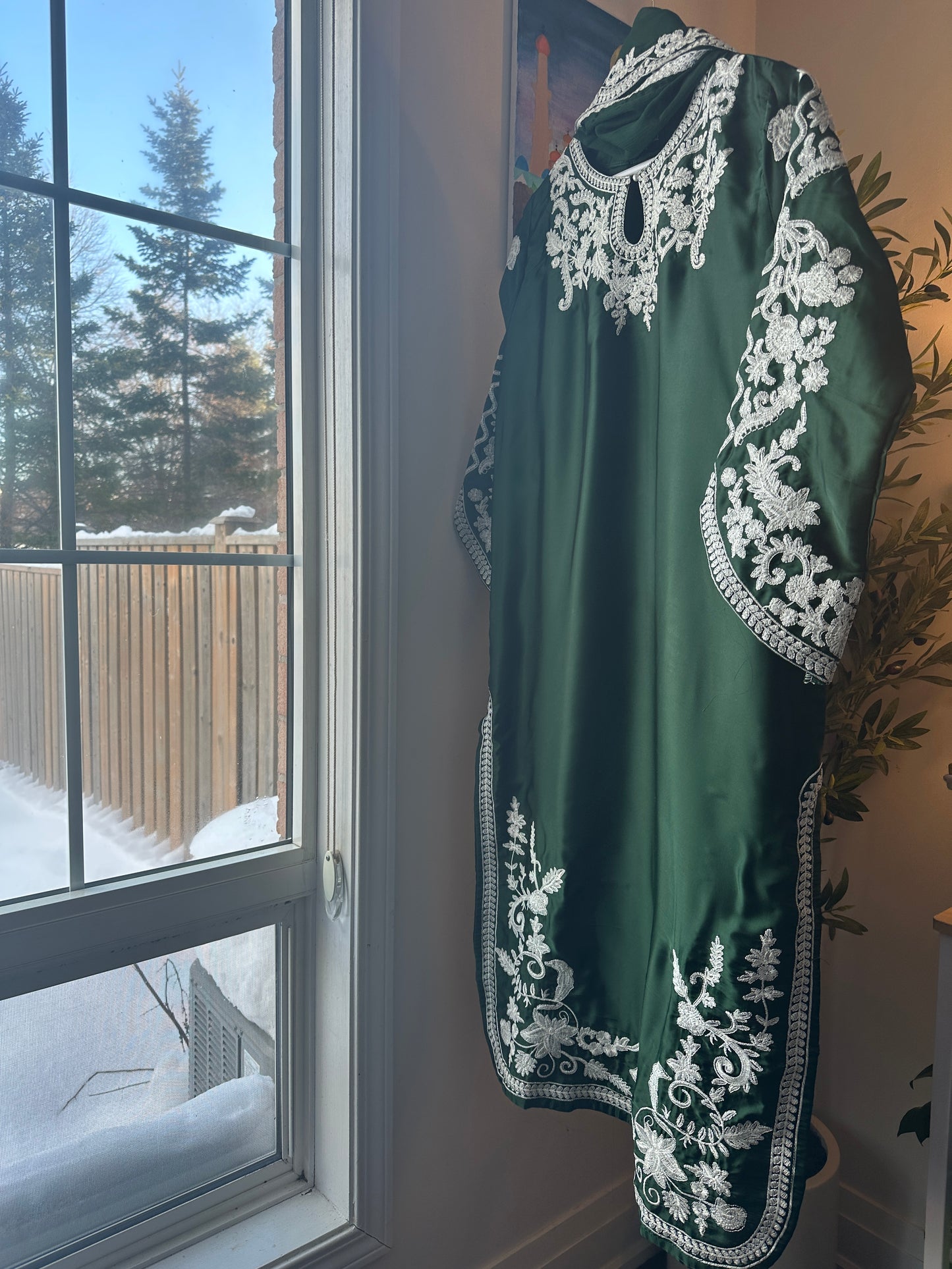 Ivy Muse –  A complete three-piece look