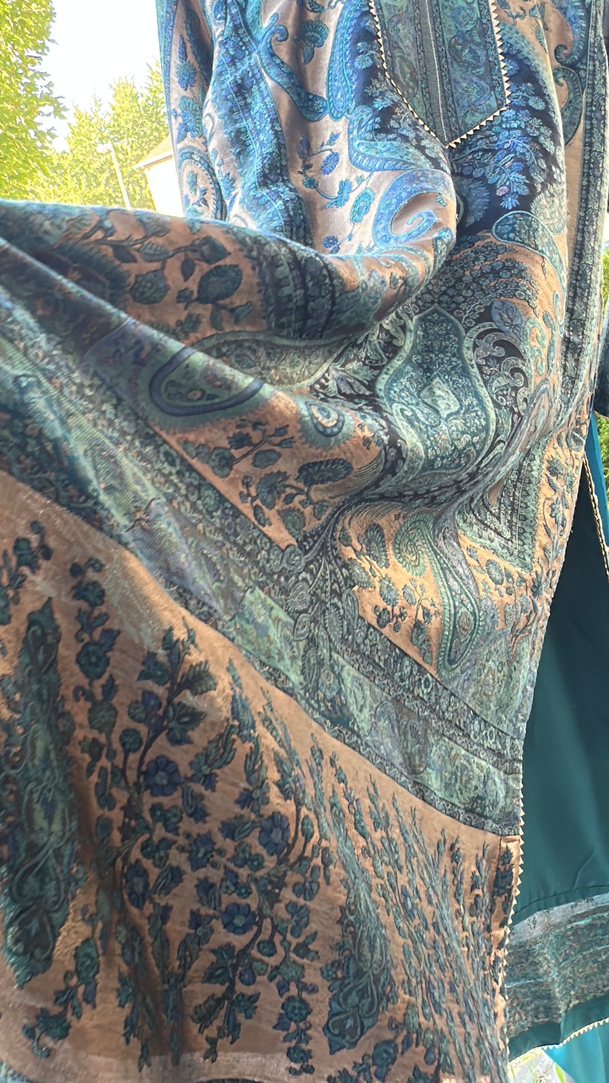Kani Neel Zareen – Peacock Heritage