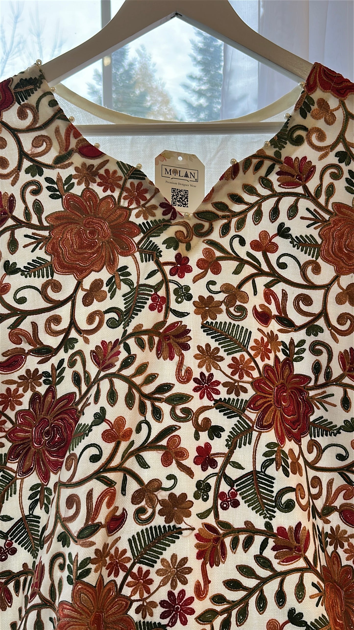 Gulbahaar-e-Ivory – Heritage Kaftan Series