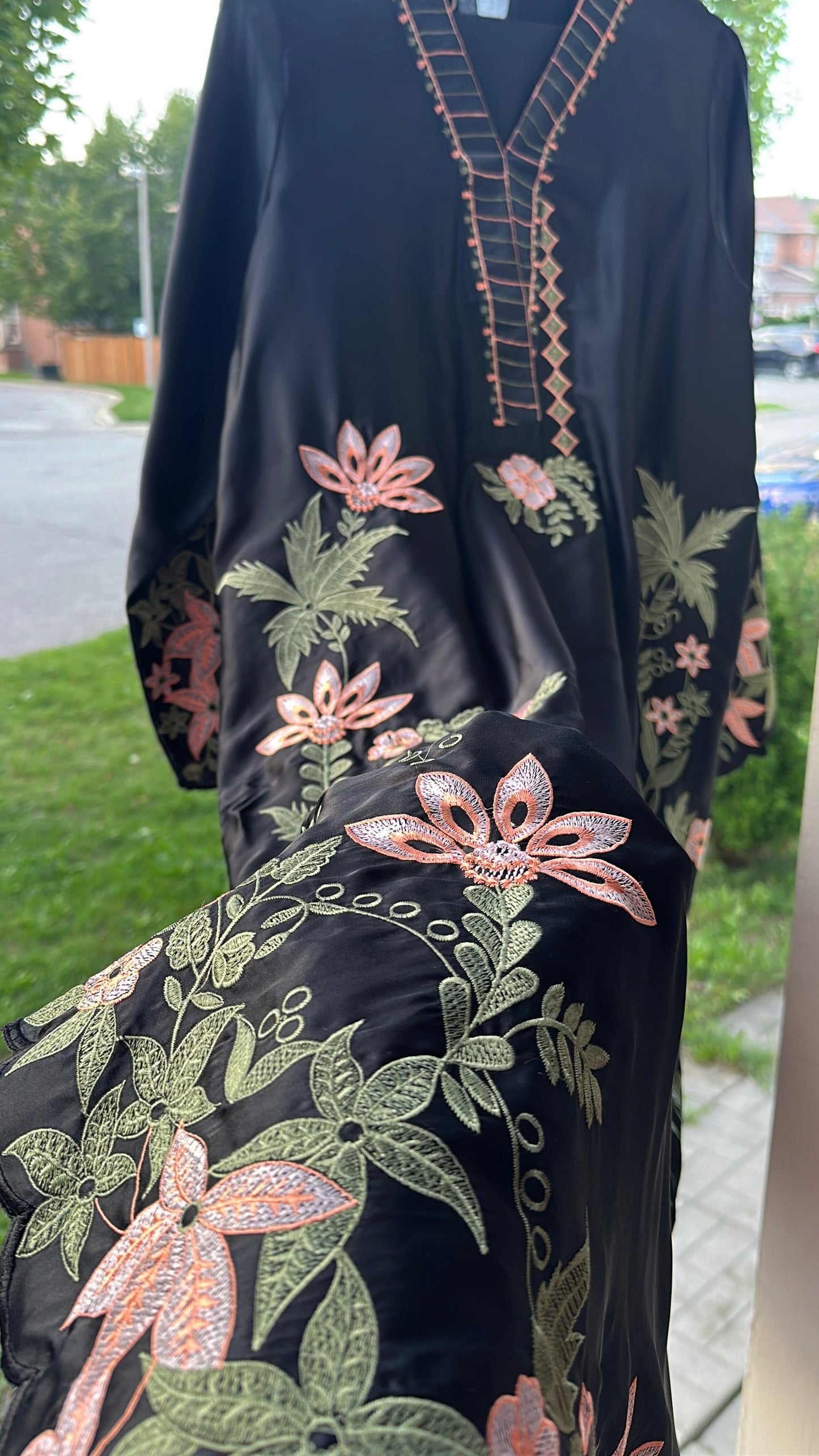 Zarveen Noir — Black Silk Embroidered Kaftan Set