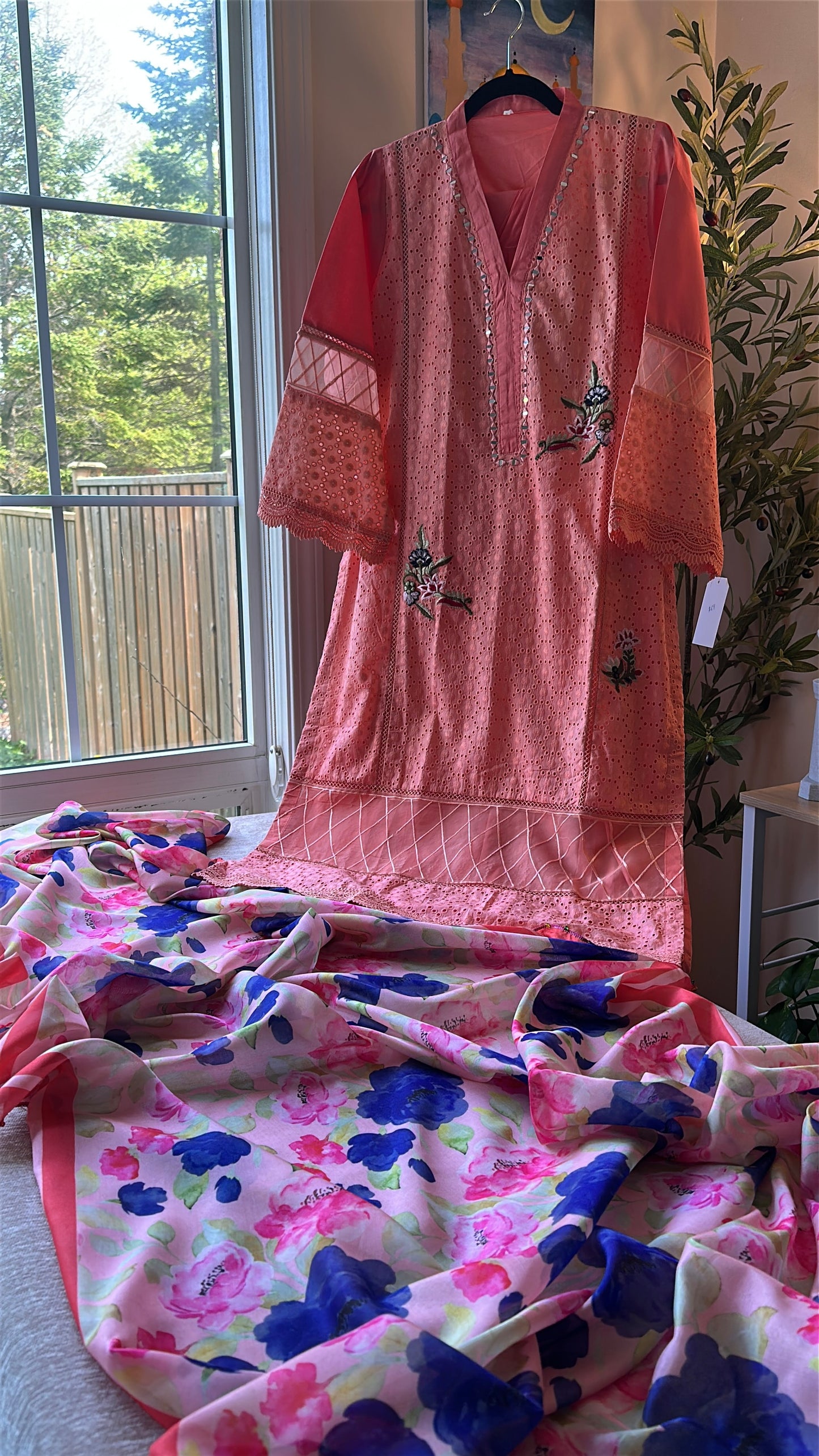 Blossom Veil Élan – Soft Summer Grace