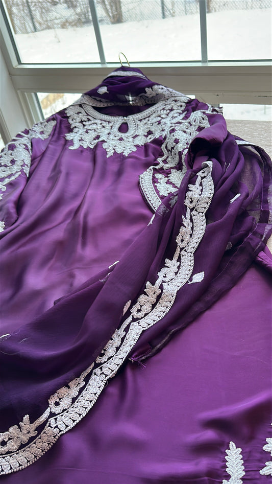 AMETHYST – Quiet Luxury in Silk