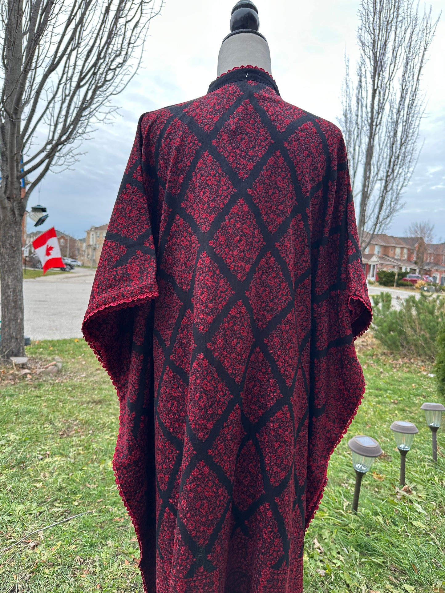 Zar-e-Mohabbat – The Ruby Noir Heritage Wrap