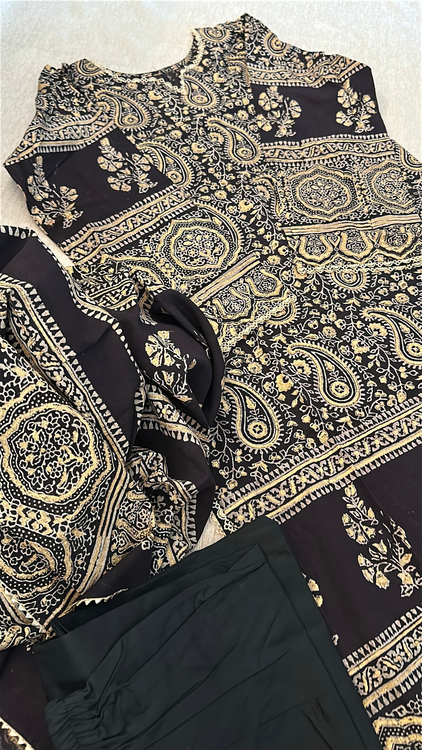 Noir Ajrak Heritage