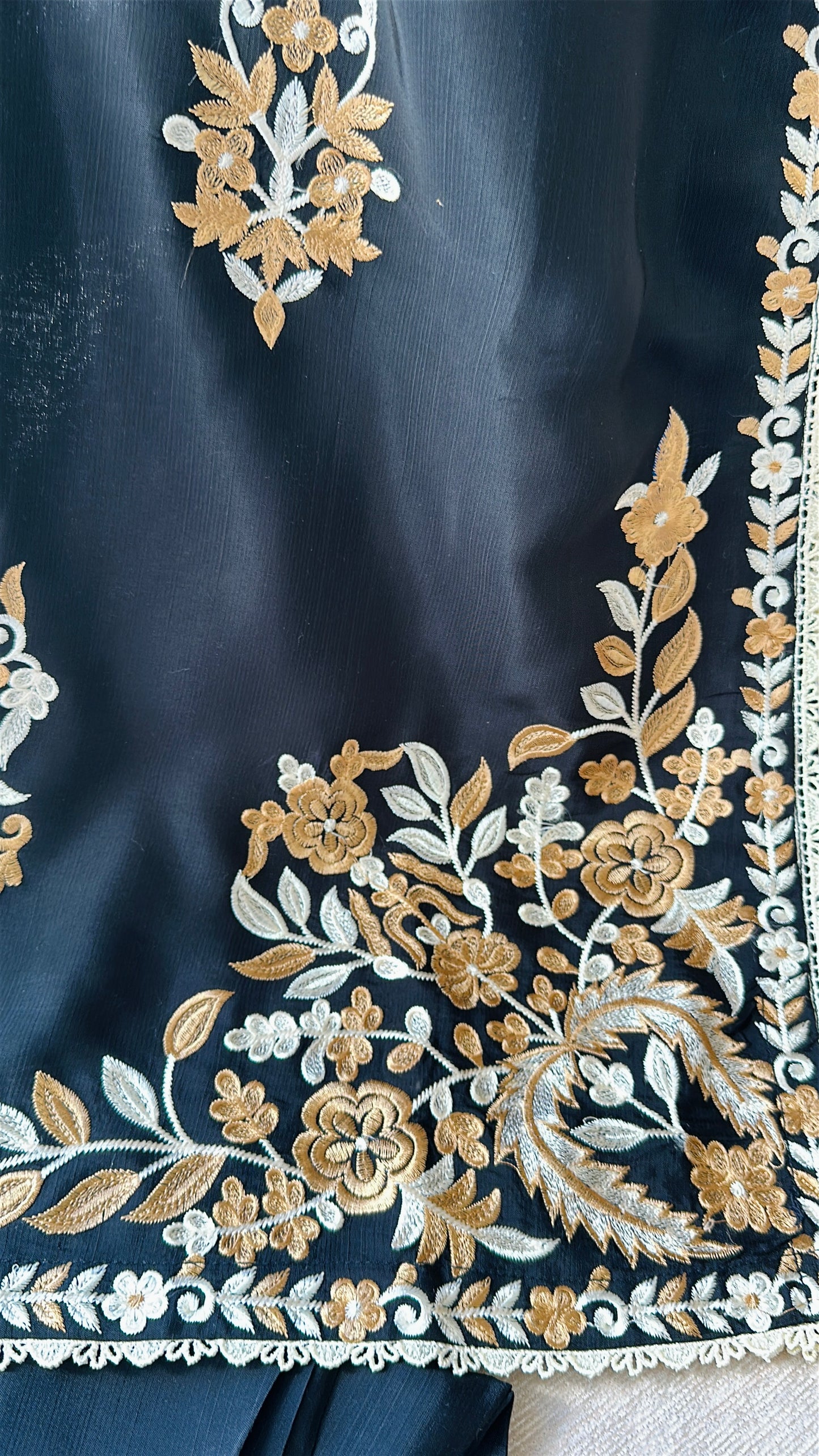 Zeenat-e-Siyah – The Midnight Muse