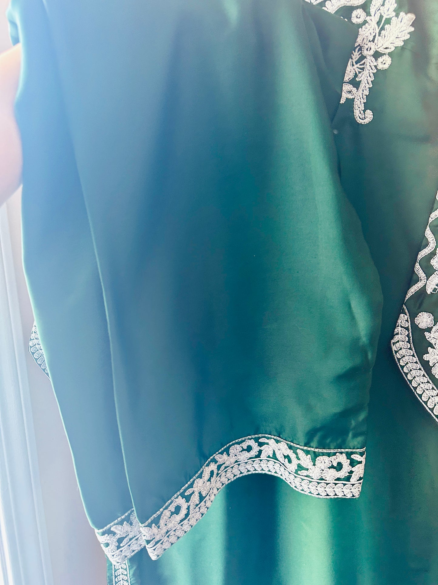 Ivy Muse –  A complete three-piece look