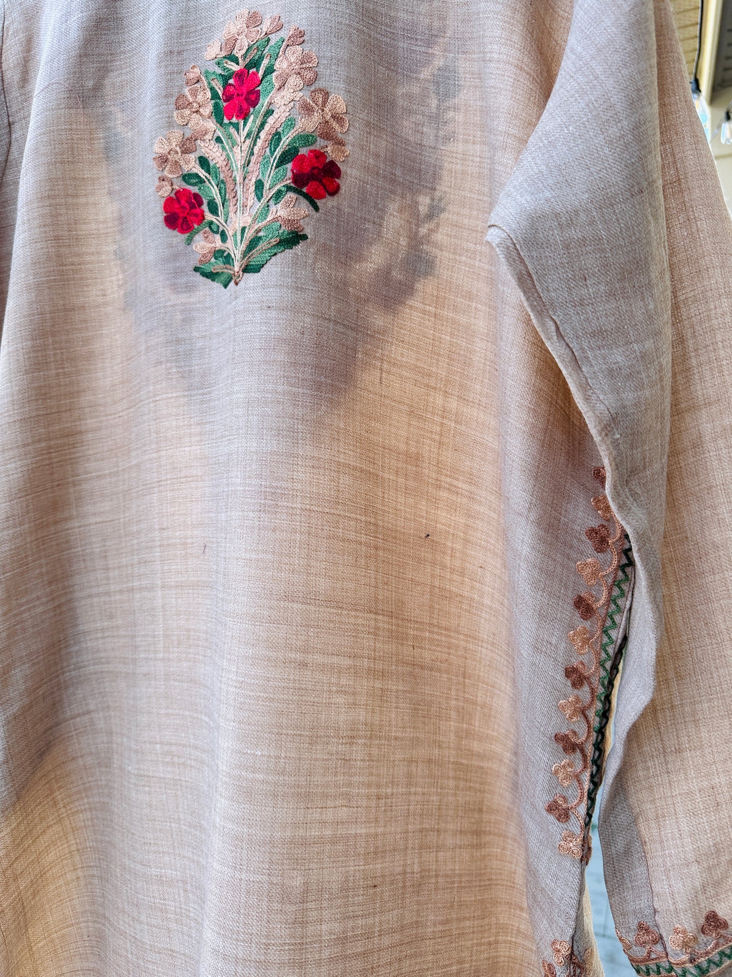 Gulab-e-Rehaish – The Blossom of Serenity