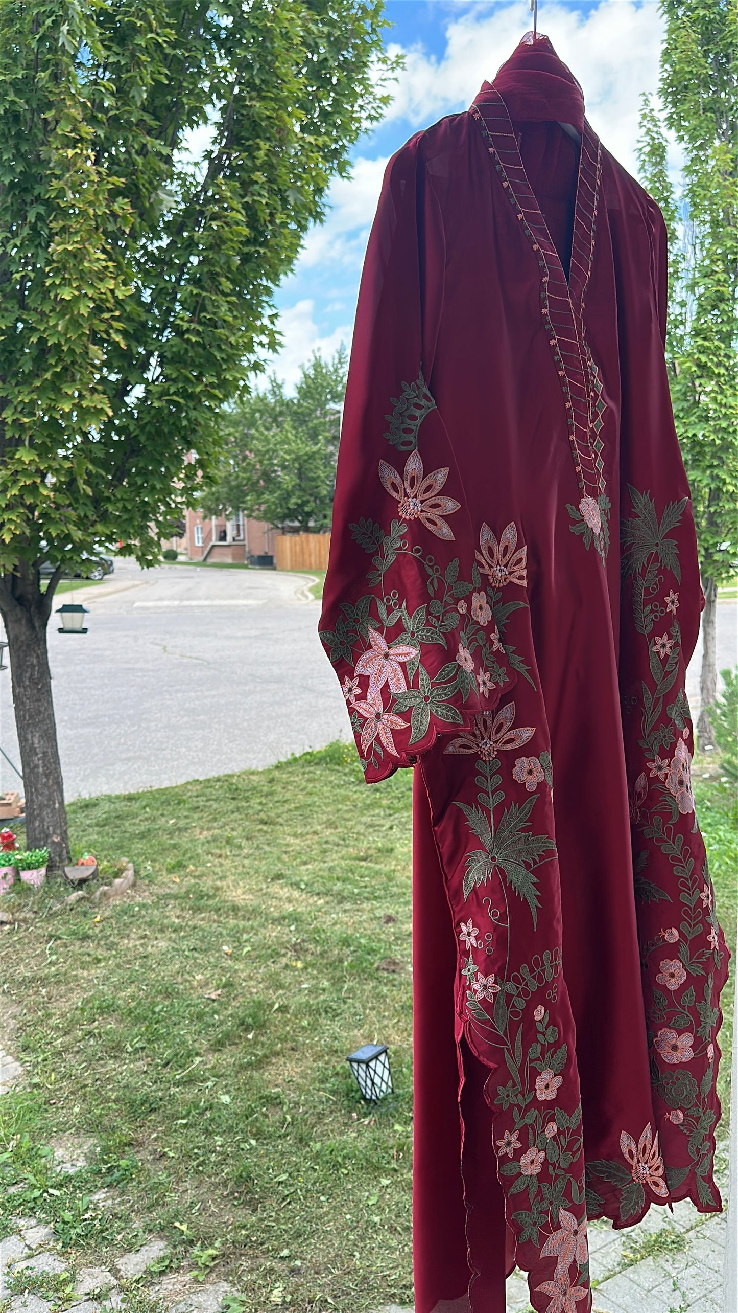 Mehrza – Embroidered Silk Kaftan 3-Piece Set