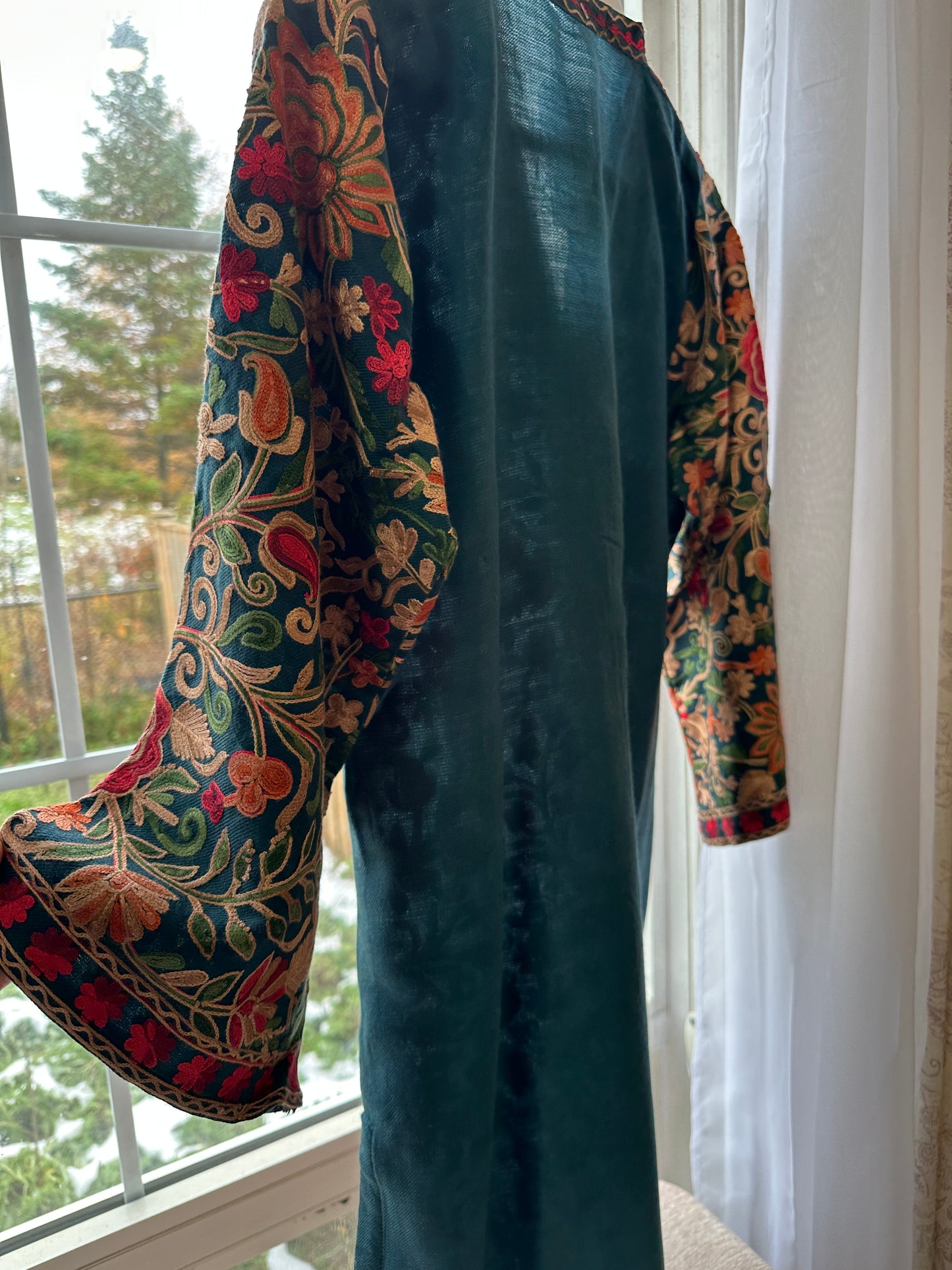 Gulnaar-e-Teal – 2 Piece Set