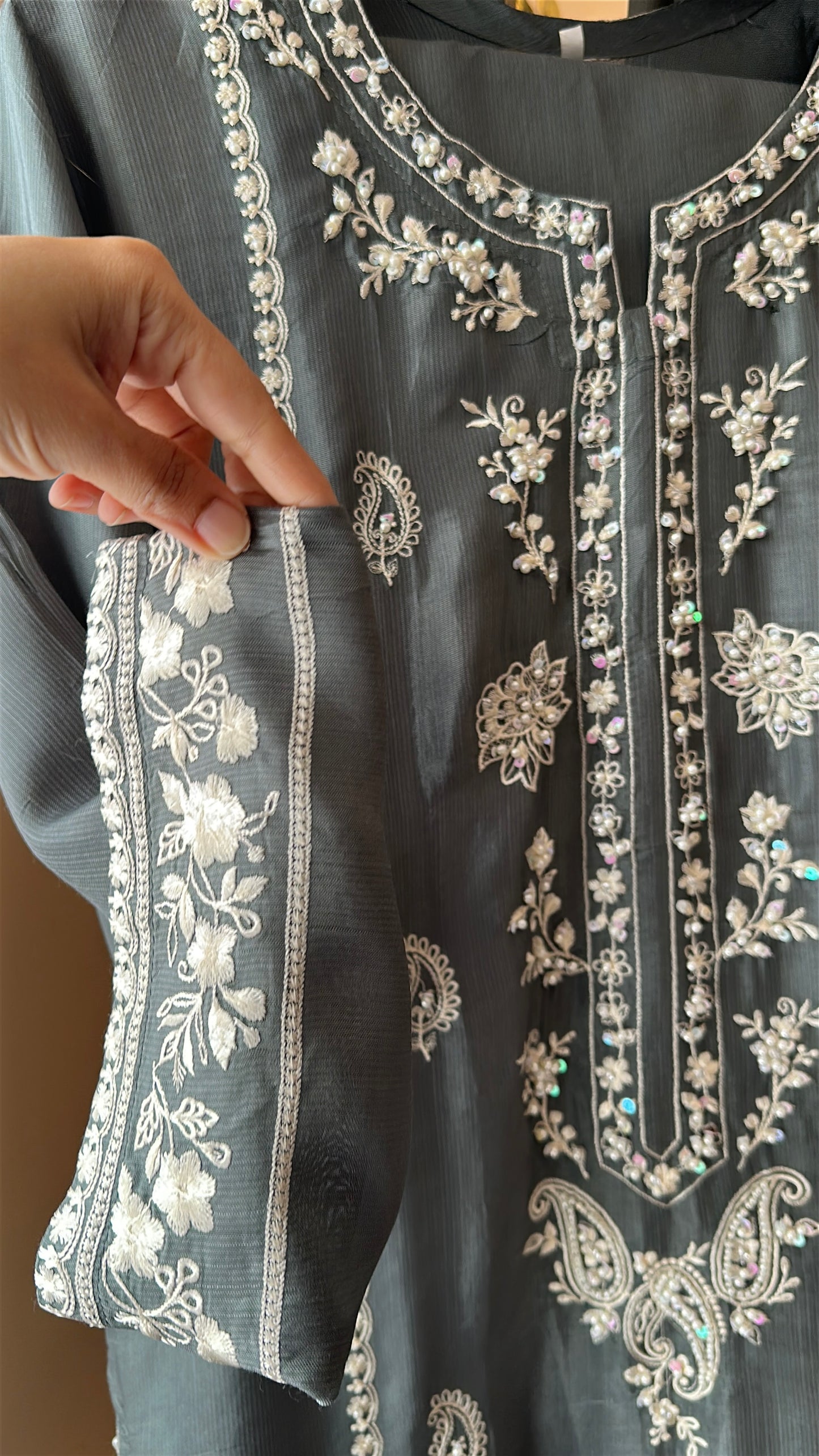 Noor Sage – Soft Grace in Every Thread