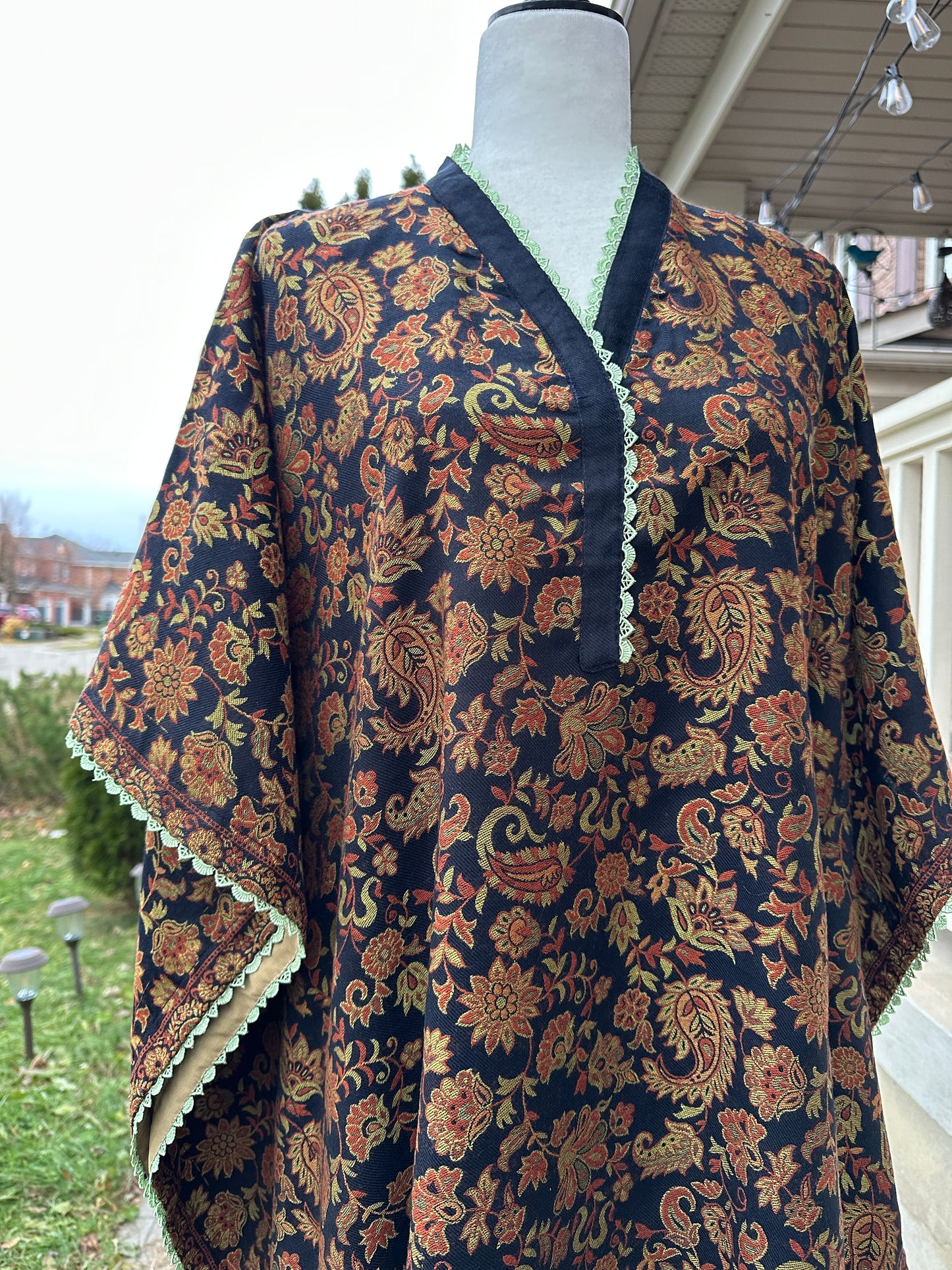 Zamurd-e-Noir – The Heritage Bloom Wrap