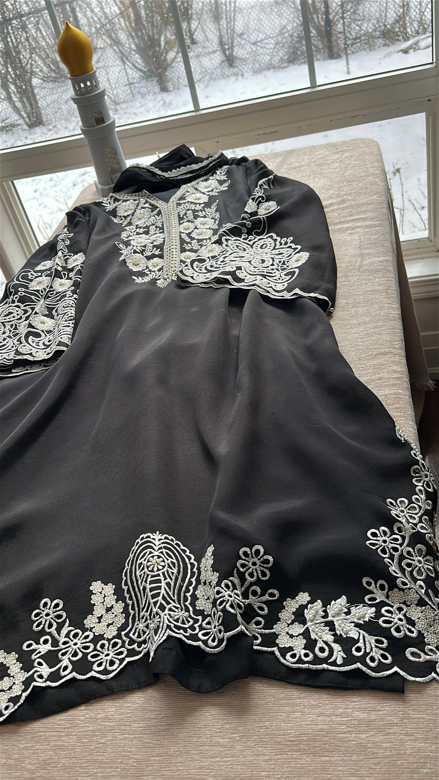 Noir Melody – 3-Piece Kaftan Set