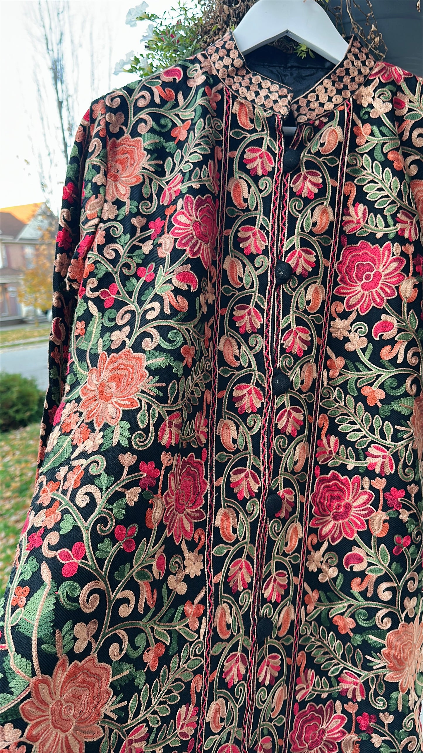 Shama-e-Siyah – The Garden of Midnight Blooms