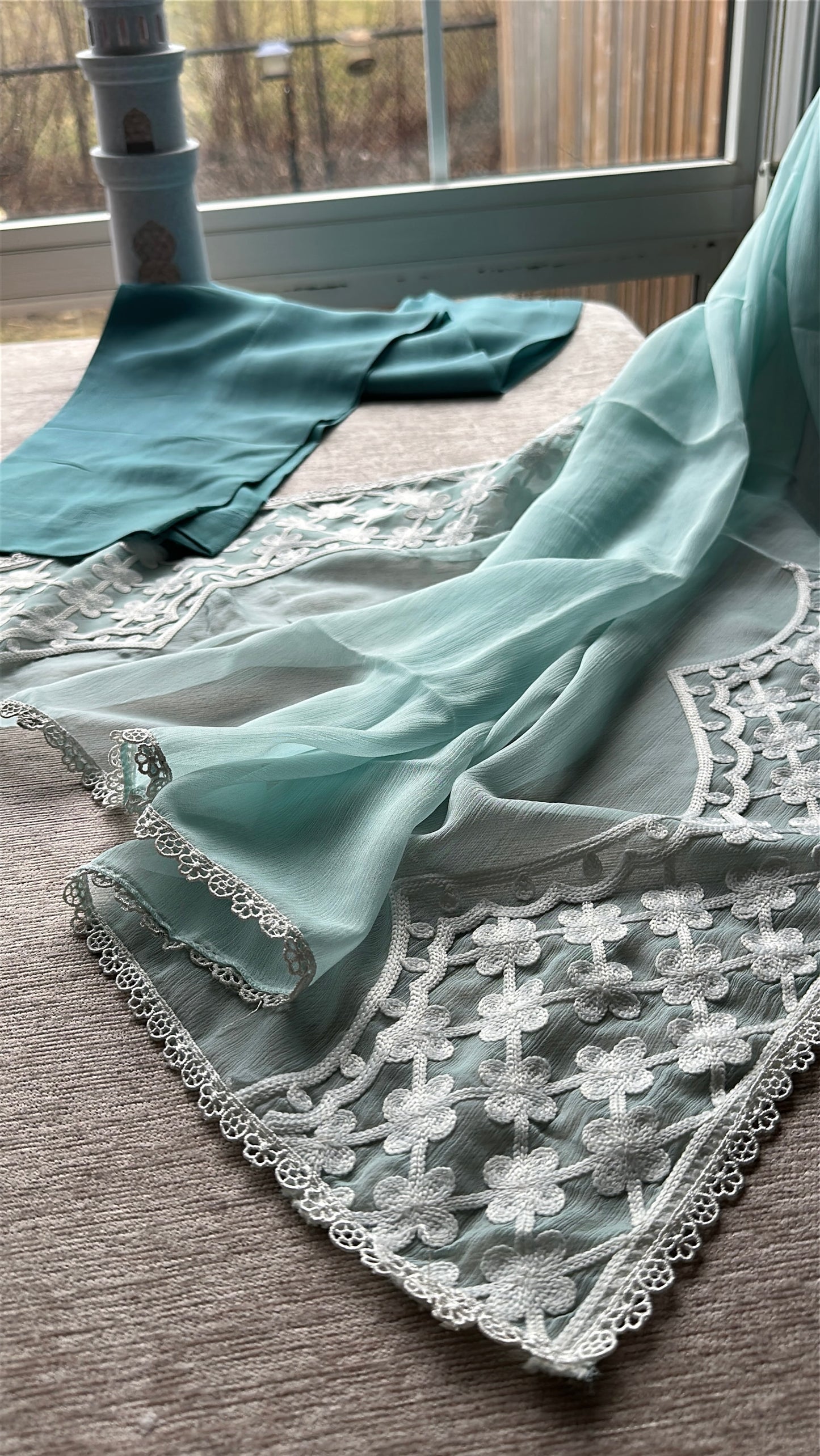 Mint Noor Élan