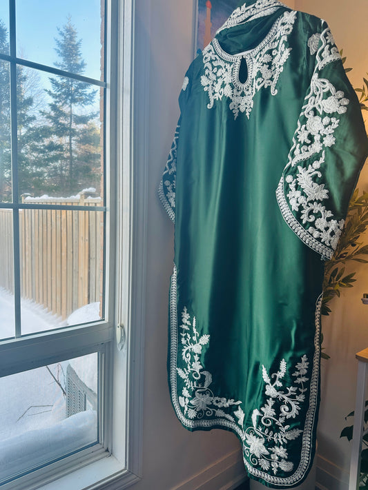 Ivy Muse –  A complete three-piece look