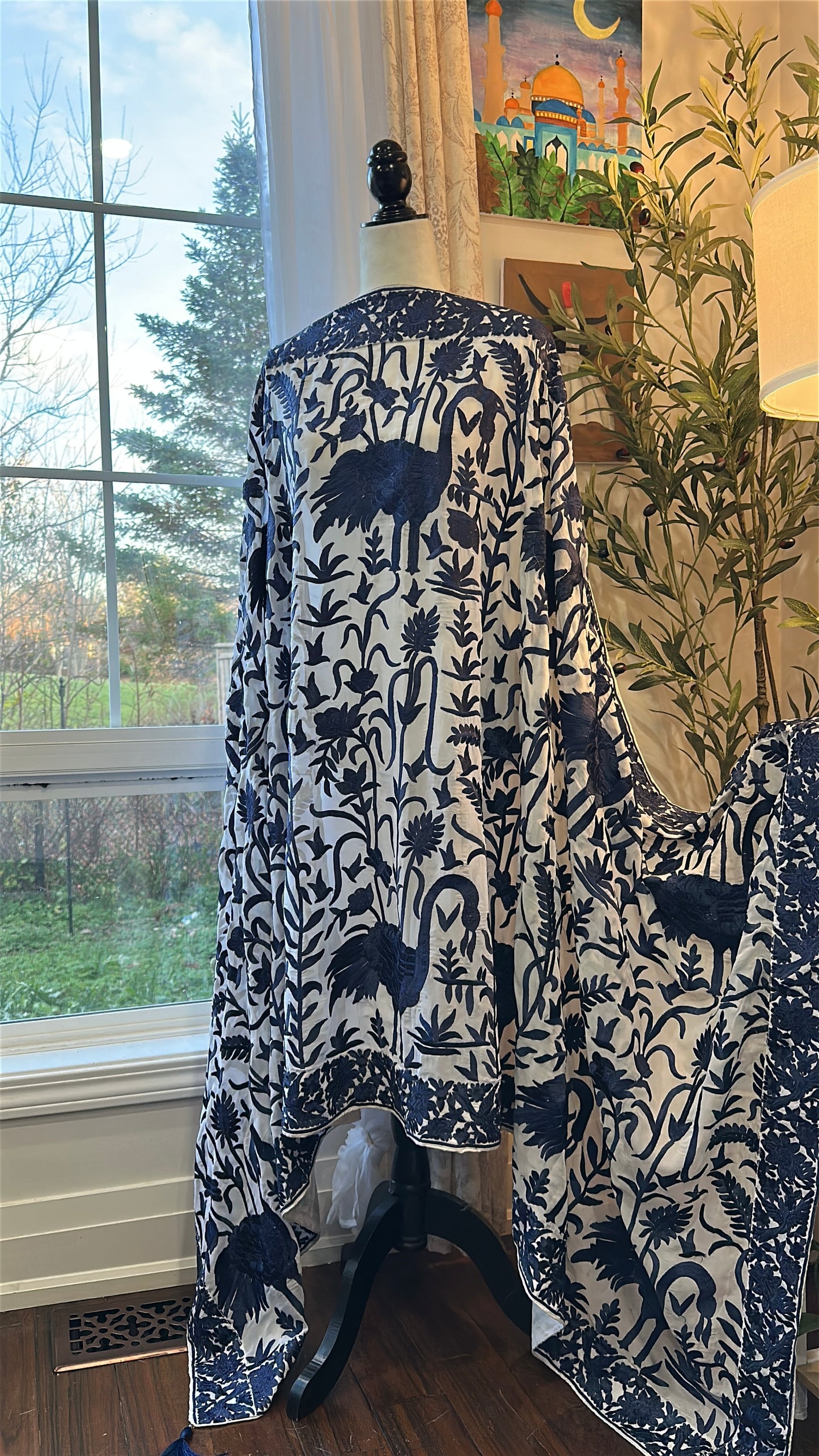 Neeli Yaadein Flamingo Dupatta – Hand-Embroidered