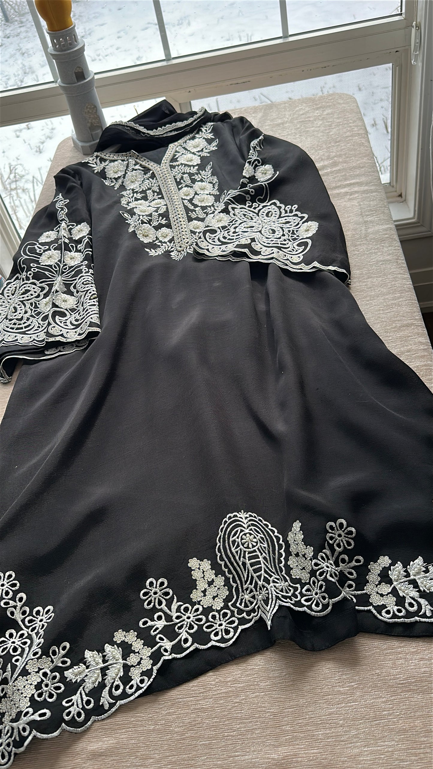 Noir Melody – 3-Piece Kaftan Set