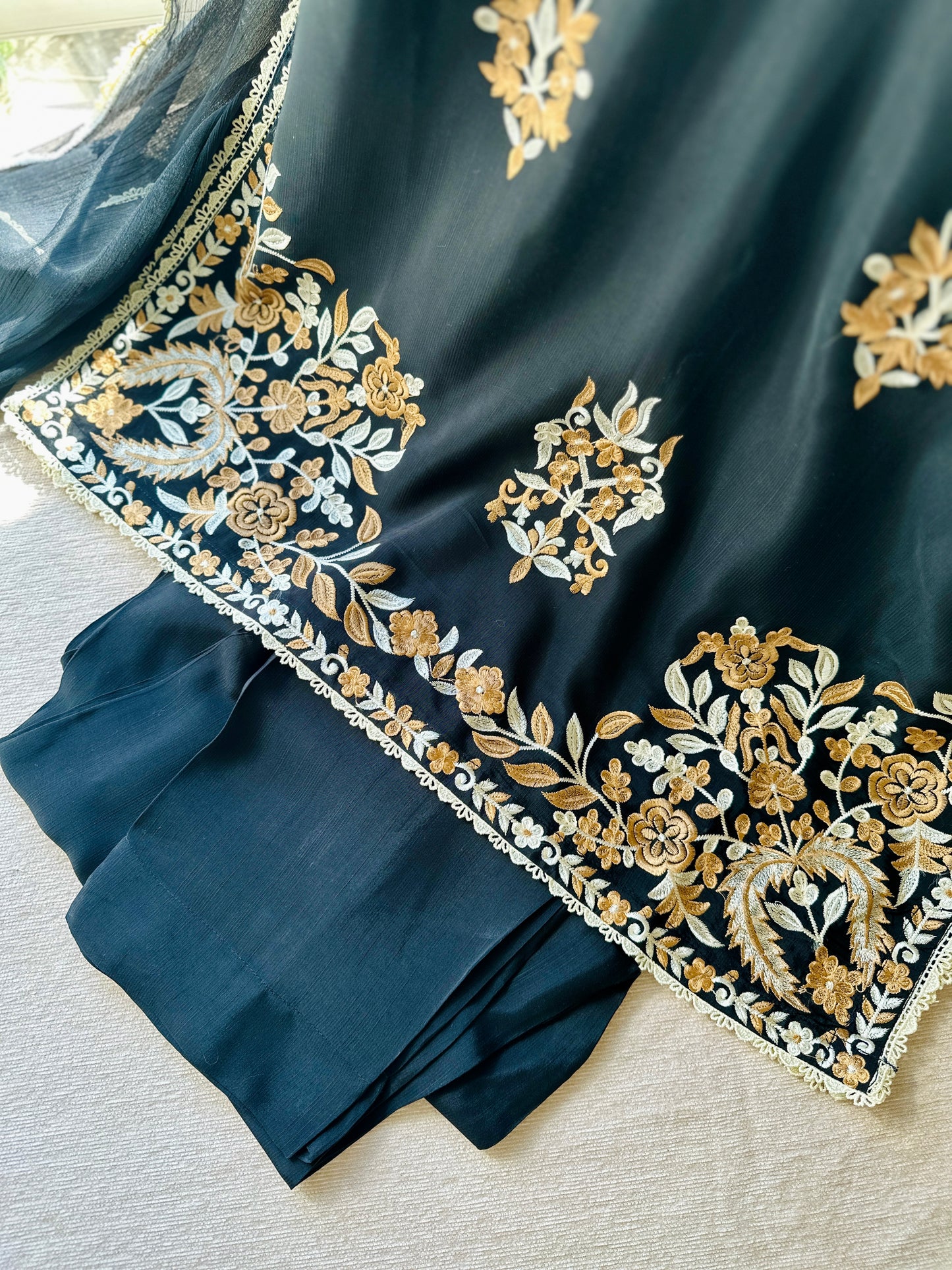 Zeenat-e-Siyah – The Midnight Muse