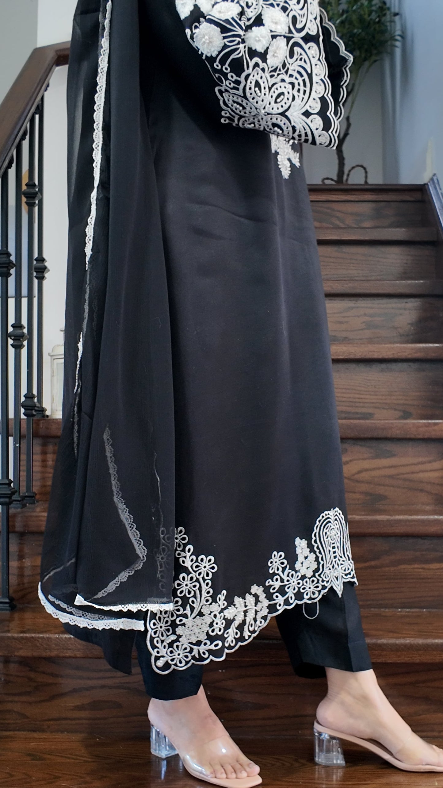 Noir Melody – 3-Piece Kaftan Set