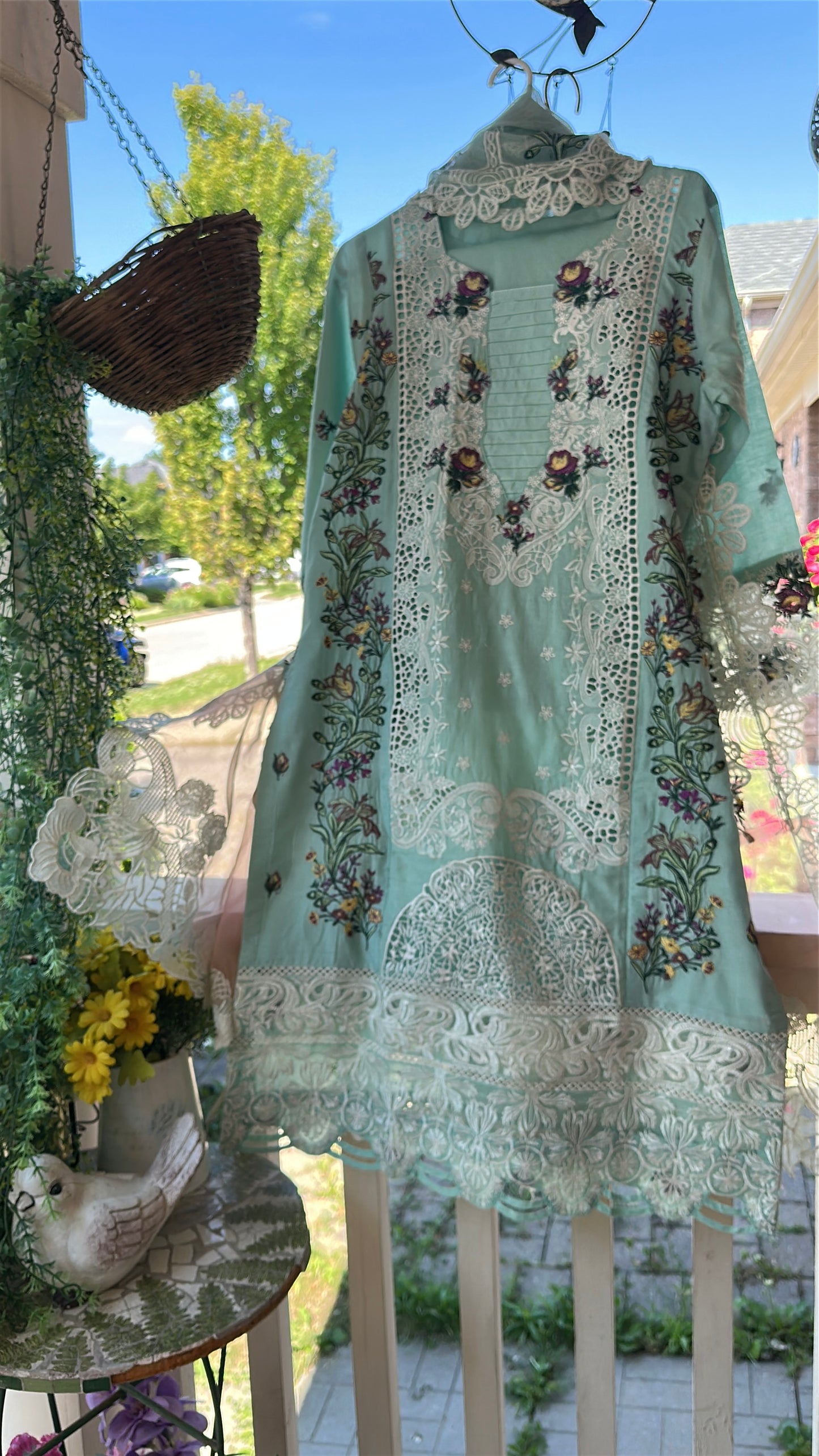 Safa Gul — Chikankari Lawn 3-Piece Set