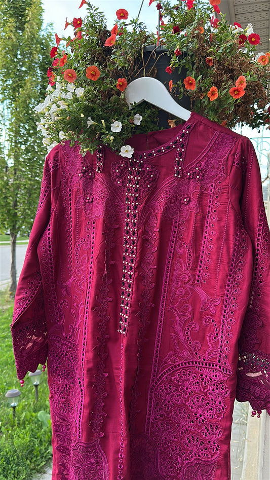 Magenta Chikan Kari