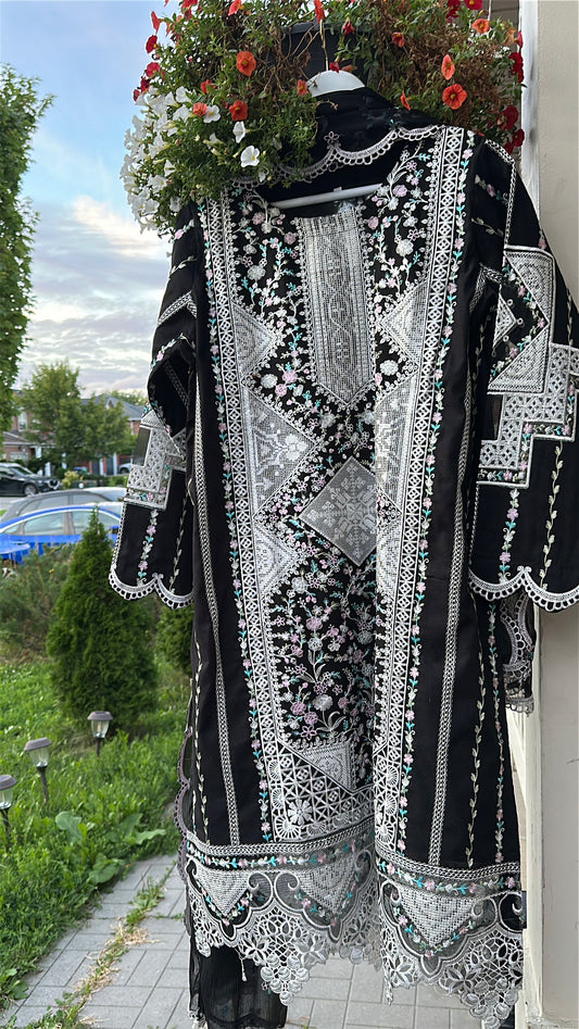 Black n White Cotton Crosstitch