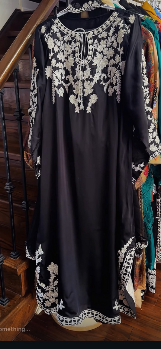 Raat ki Rani / Black Silk — 3-Piece Set
