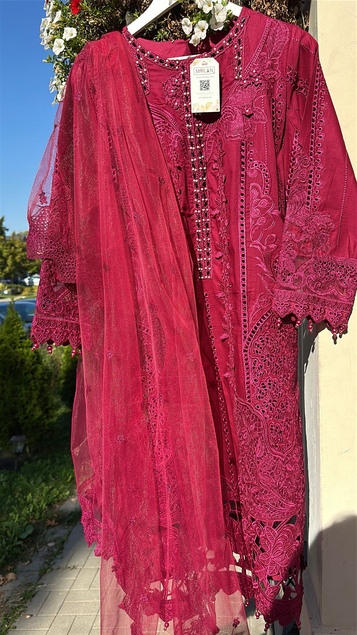 Magenta Chikan Kari