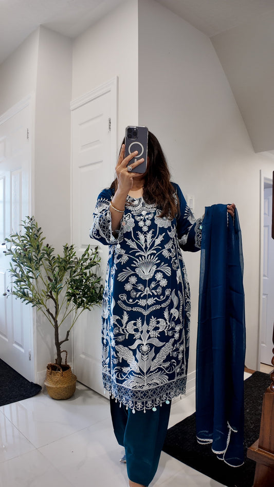 Noor-e-Farshi Zinc Blue